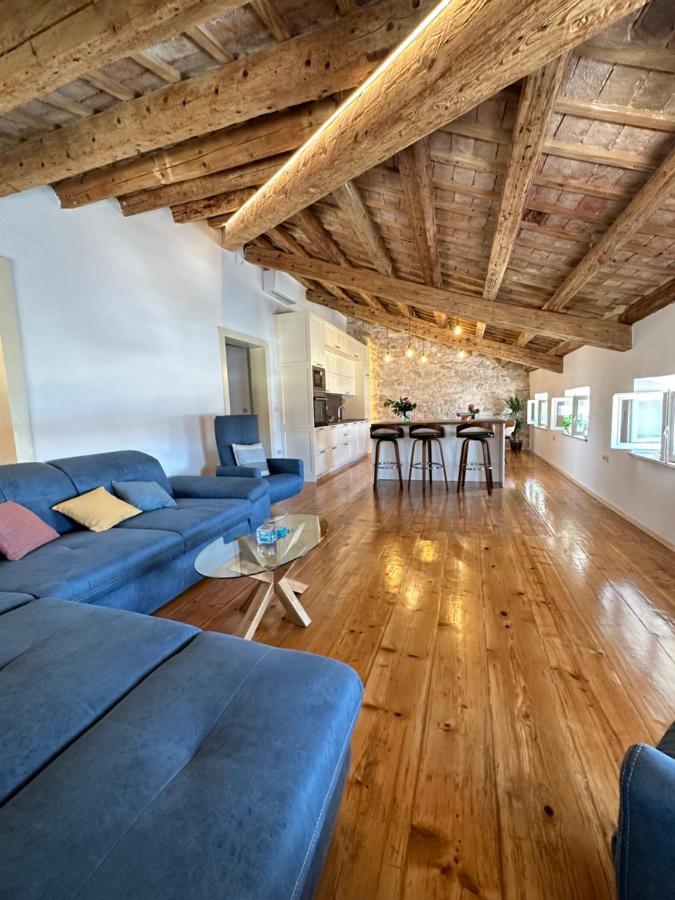 Apartment Luka 罗维尼 外观 照片